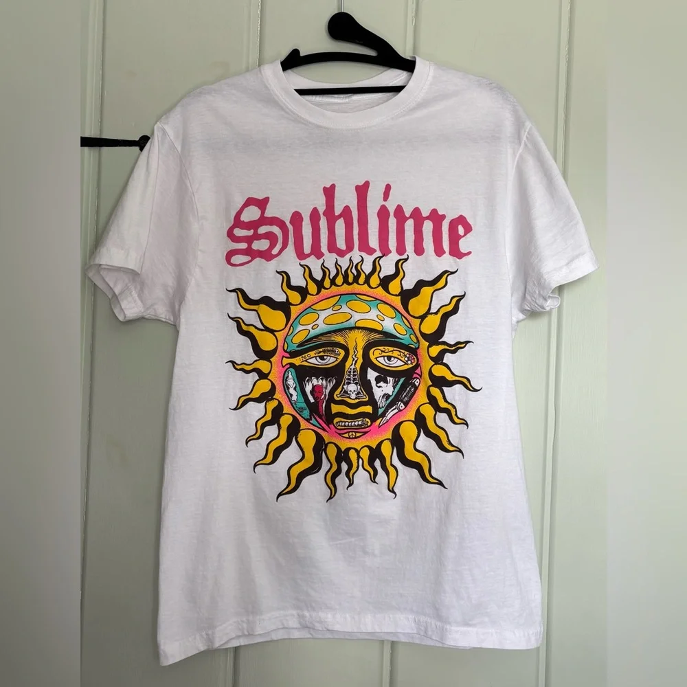 Sublime Graphic T-Shirt size M NWOT - Picture 1 of 4